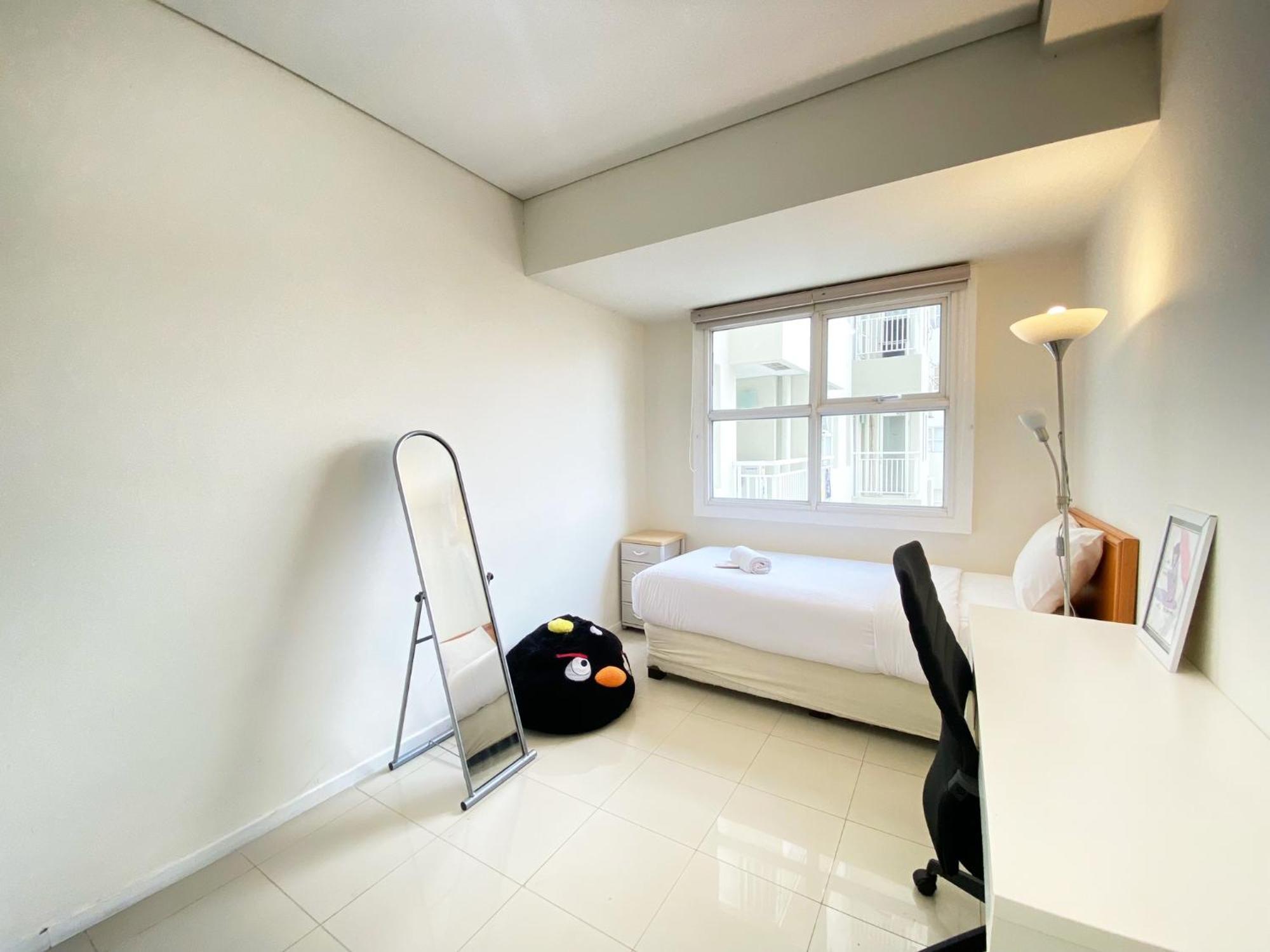 Pleasant 2br At At Parahyangan By Travelio * Bandung